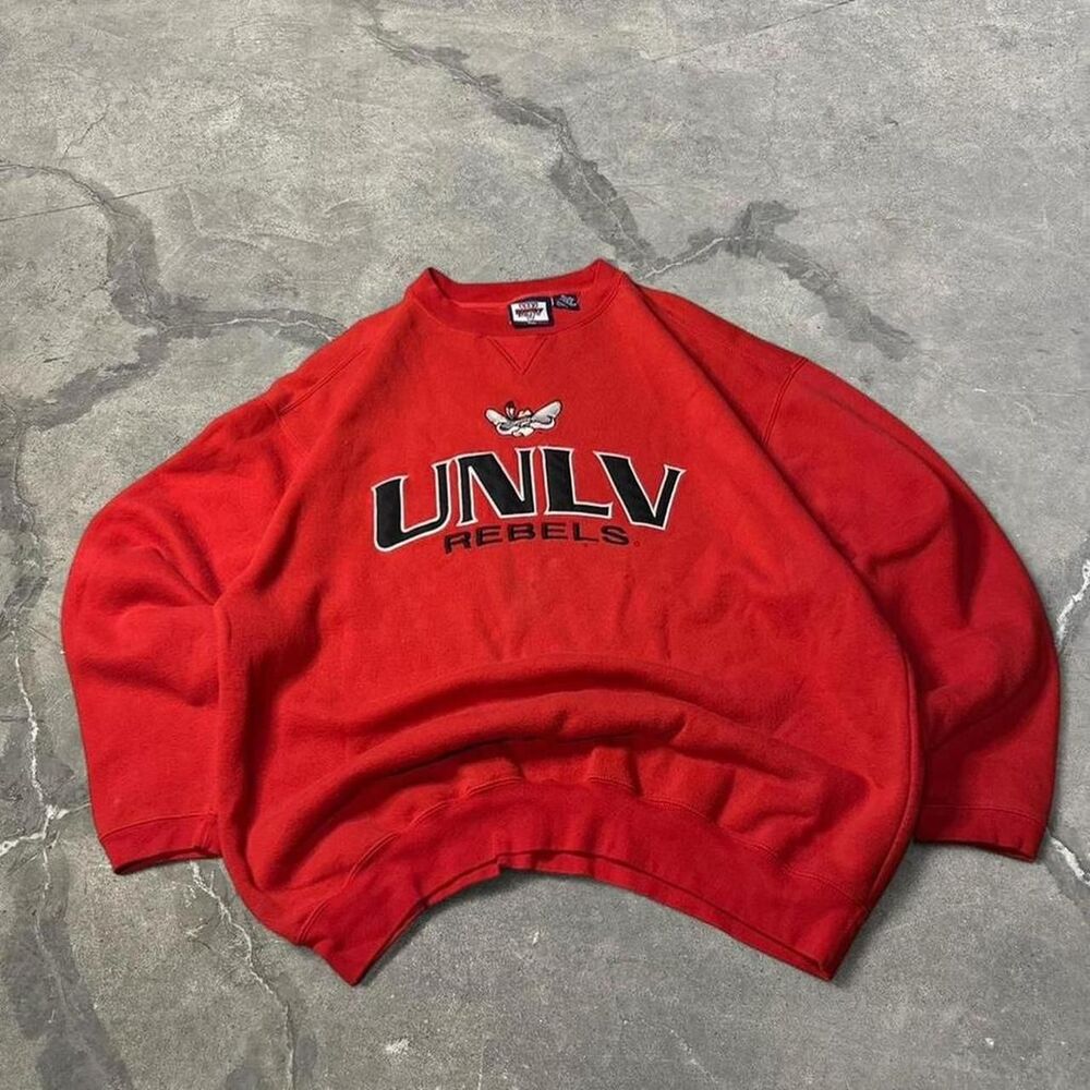 American-vintage Men's Red Sweatshirt